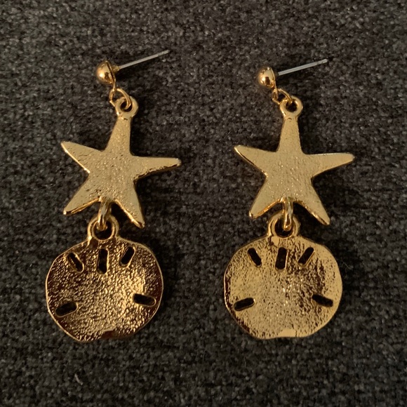 Gold Starfish Sand Dollar Earrings - Picture 2 of 2